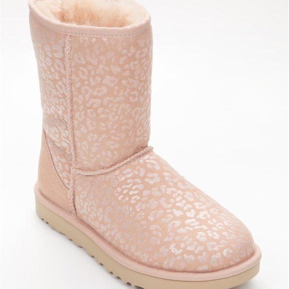 UGG WOMEN'S CLASSIC SHORT SNOW LEOPARD - Picture 3 of 4